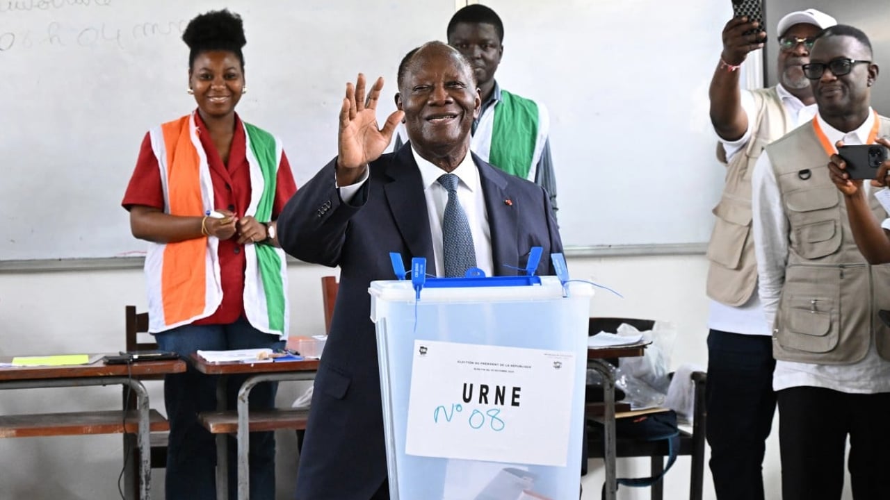Présidentielle en Côte d’Ivoire : victoire écrasante d’Alassane Ouattara, selon les premiers résultats