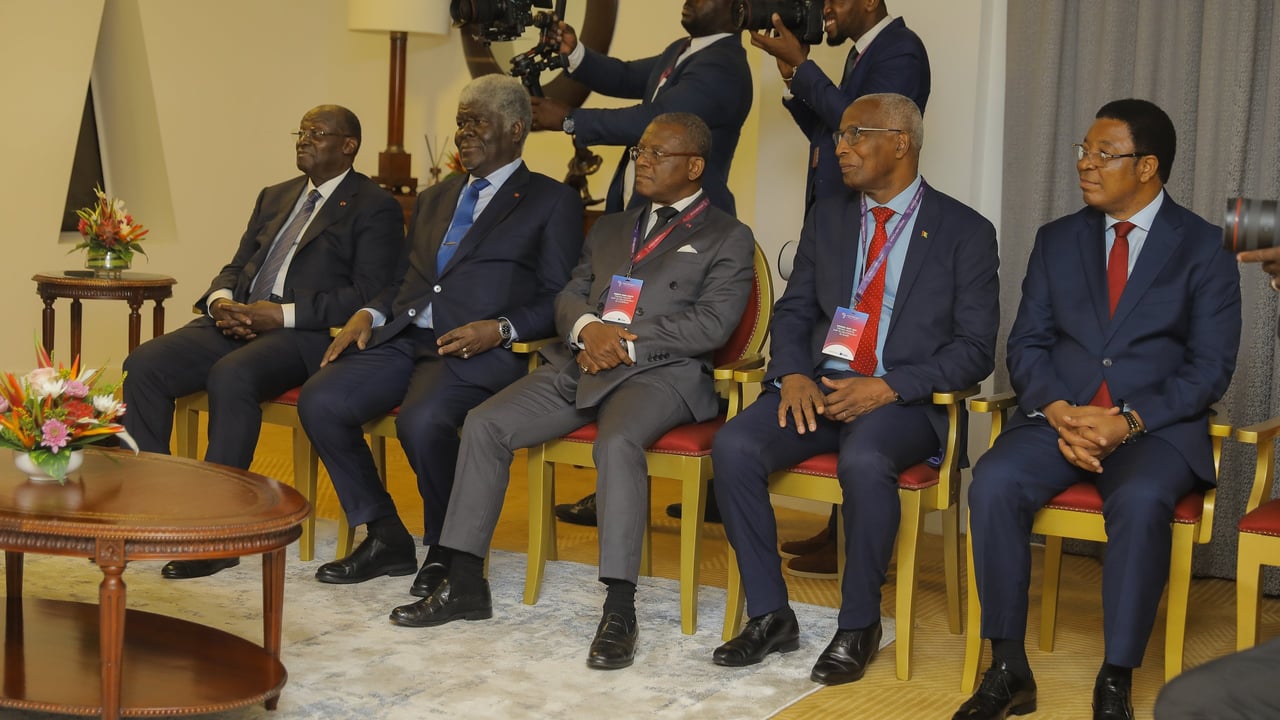 Amadou Oury Bah annonce que la présidentielle en Guinée se tiendra en décembre 2025