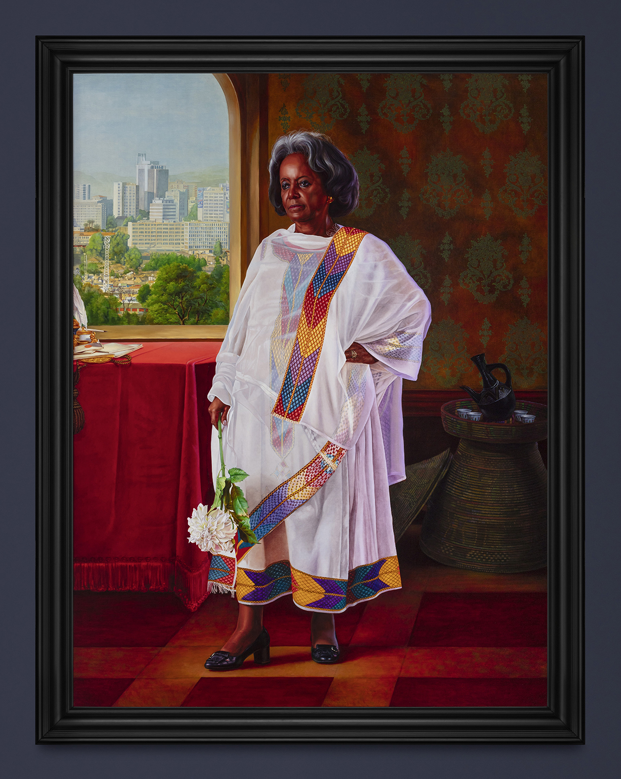 La présidente de l'Éthiopie, Sahle-Work Zewde, peinte par l'artiste Kehinde Wiley – une œuvre présentée au musée du quai Branly. © Tanguy Beurdeley/Courtesy Musée du Quai Branly