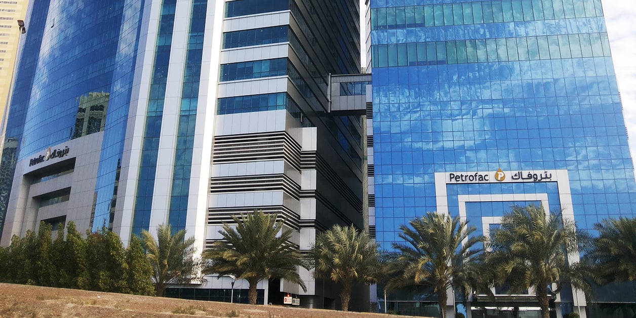 Après TotalEnergies, l’Algérie mise sur Petrofac pour son projet d’Arzew