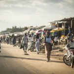 Dans les rues de Bouaké, le 12 octobre 2015. © Sylvain Cherkaoui/J.A.