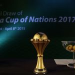 Le trophé de la Coupe d’Afrique des Nations, au moment de l’annonce de la victoire du Gabon pour l’accueil de la CAN 2017, au Caire, le 8 avril 2015. © Hassan Ammar/AP/SIPA