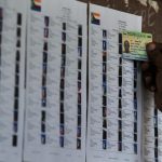 Opération de vote à Moroni, Comores, lors du référendum constitutionnel, le 30 juillet 2018. © TONY KARUMBA / AFP