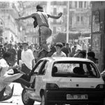 Une image extraite d’un documentaire sur les événements d’octobre 1988 à Alger. © Capture d’écran Youtube