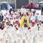 Mohammed VI lors de la beï’a, cérémonie d’allégeance au roi, le 21 août 2012, devant le palais royal de Rabat, place du Méchouar. © MAP