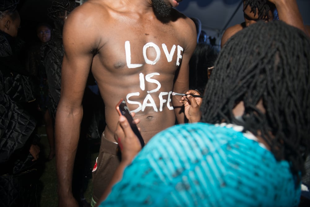 Les stylistes de la griffe sud-africaine Magents tiennent à faire passer des messages sur le podium. &copy; Youri Lenquette pour JA