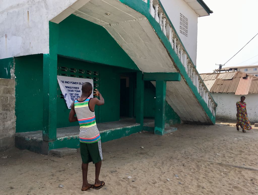 L'école du quartier de Gibraltar, à Monrovia, où George Weah a fait ses premières classes. &copy; Anna Sylvestre-Treiner pour Jeune Afrique