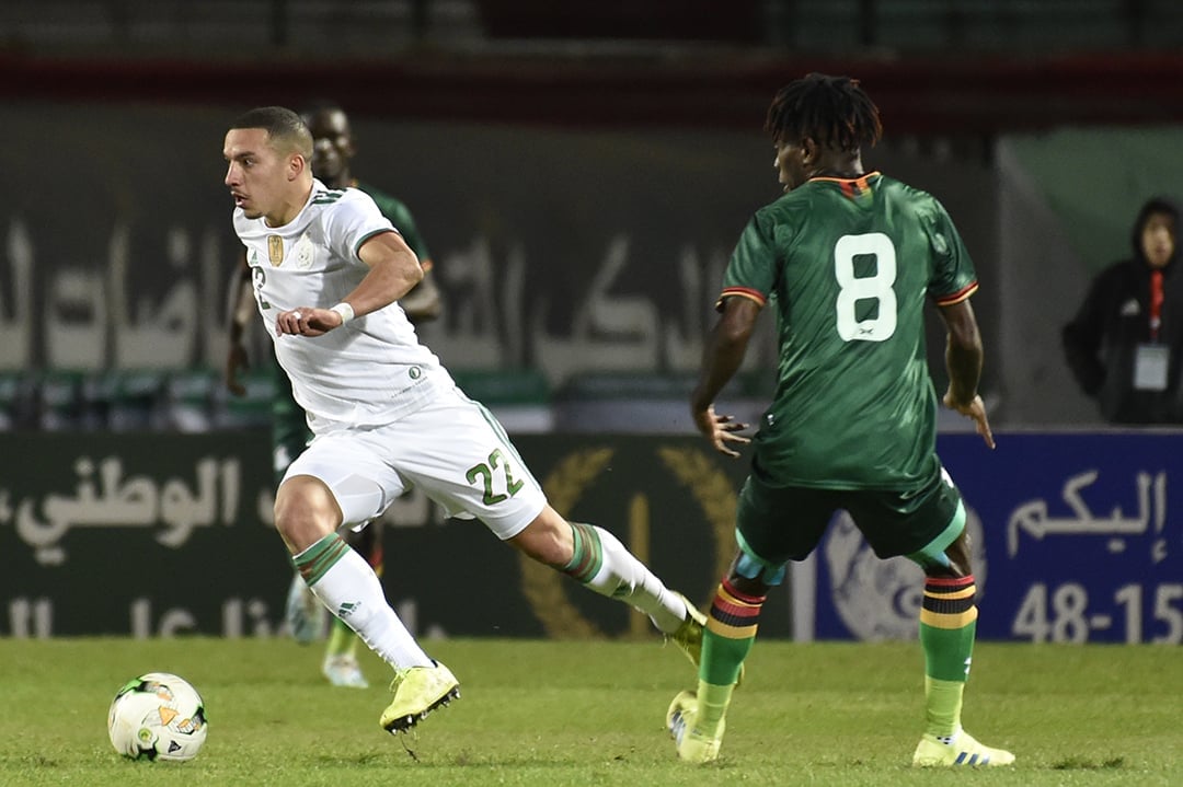 Le milieu de terrain algérien Ismaël Bennacer pendant le match de qualification pour la CAN contre la Zambie, le 14 novembre 2019 &copy; RYAD KRAMDI/AFP