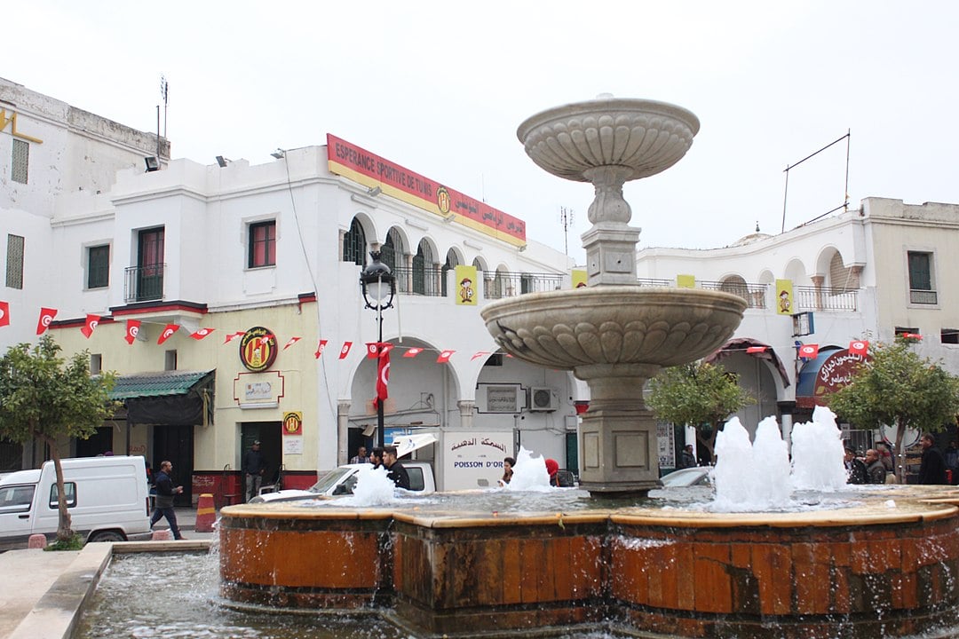 Le siège de l'Espérance sportive de Tunis, à Bab Souika, dans la capitale tunisienne. &copy; Sami Mlouhi (CC)