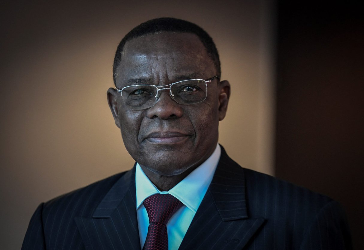 Le leader d’opposition Maurice Kamto, à la tête du Mouvement pour la renaissance du Cameroun (MRC), ici en 2020 à Paris. © STEPHANE DE SAKUTIN / AFP.