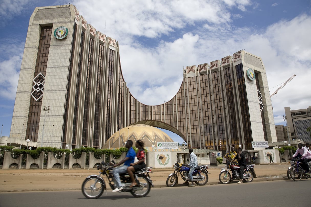 Siège de la Banque d’investissement et de développement de la Cedao, à Lomé, au Togo. © Frederique Jouval pour JA.