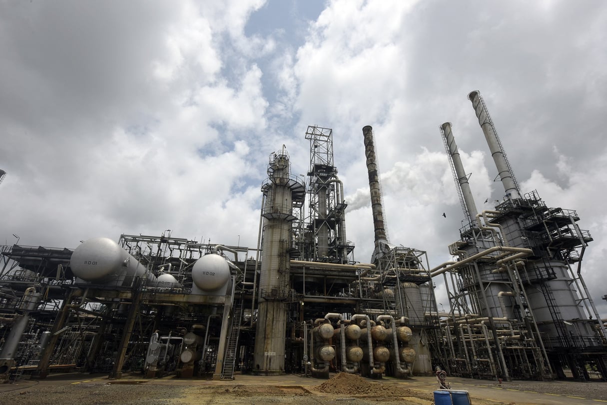 La raffinerie de Port Harcourt, au Nigeria, photographiée le 16 septembre 2015. © PIUS UTOMI EKPEI/AFP