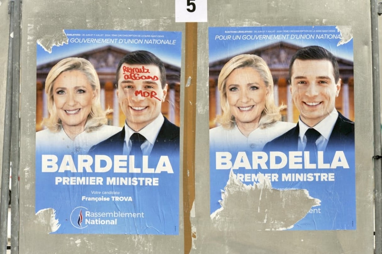 Affiches du Rassemblement national, photographiées en Seine-Saint-Denis le 28 juin 2024. © Photo by Serge ATTAL / ONLY FRANCE / Only France via AFP