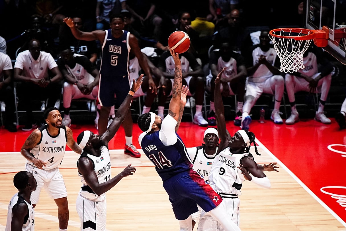 Rencontre entre les États-Unis et le Soudan du Sud lors de l’USA Basketball Showcase à l’O2 Arena, à Londres, le 20 juillet 2024. © Aaron Chown/PA Wire/ABACA