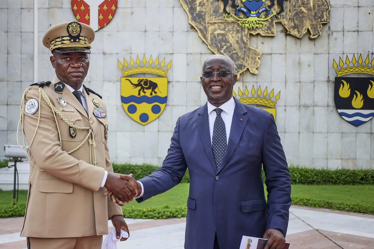 Le président de la transition, Brice Clotaire Oligui Nguema, et son Premier ministre, Raymond Ndong Sima, le 13 mai 2024. © Présidence de la République gabonaise