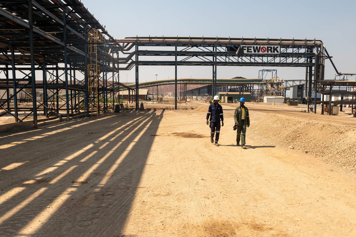 Glencore dit employer « environ 4 000 sous-traitants et près de 7 000 employés » en RDC (ici la mine de cuivre-cobalt de Mutanda, dans le sud-est du pays). © Emmet LIVINGSTONE / AFP.