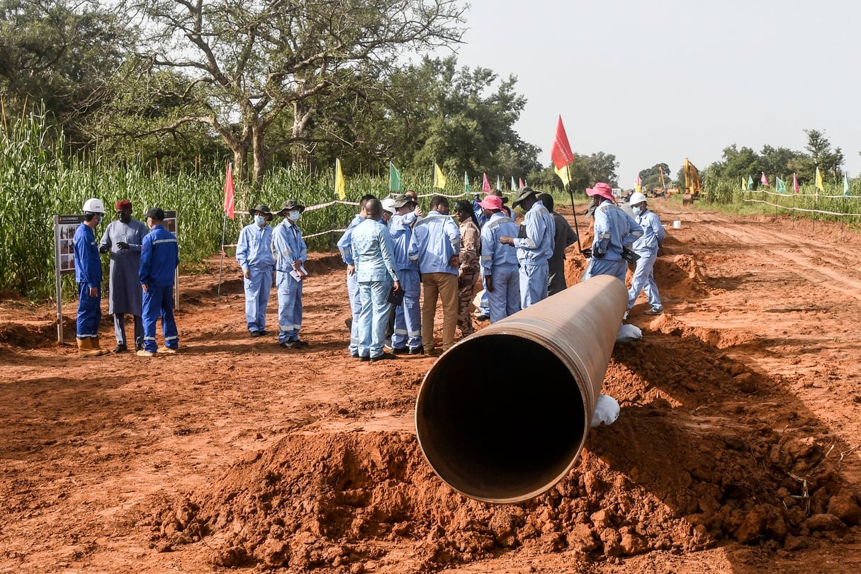 Des travailleurs sur un chantier d'oléoduc au Niger &copy; Boureima Hama / AFP