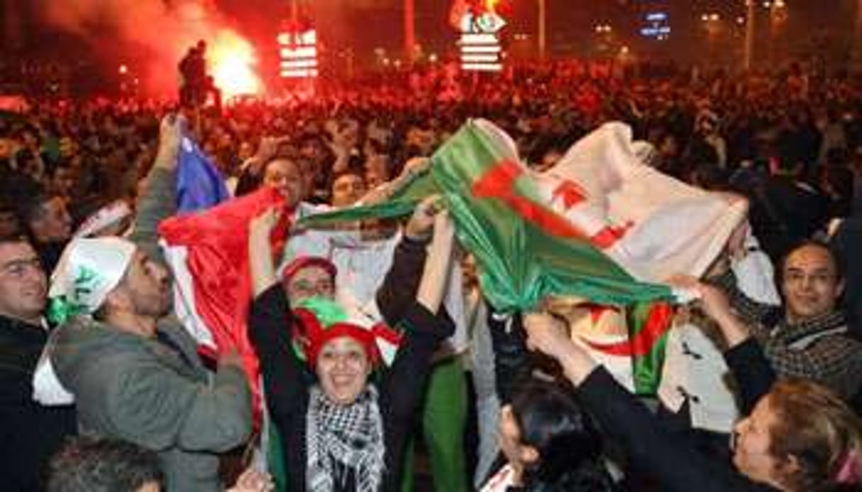 Des supporters algériens à Marseille, après la qualification de leur équipe pour le Mondial © AFP