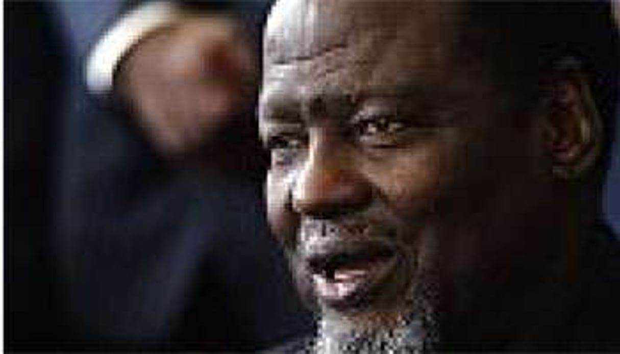 En janvier 2008, le Mozambicain Joaquim Chissano soutient au Kenya le candidat Raïla Odinga © AFP