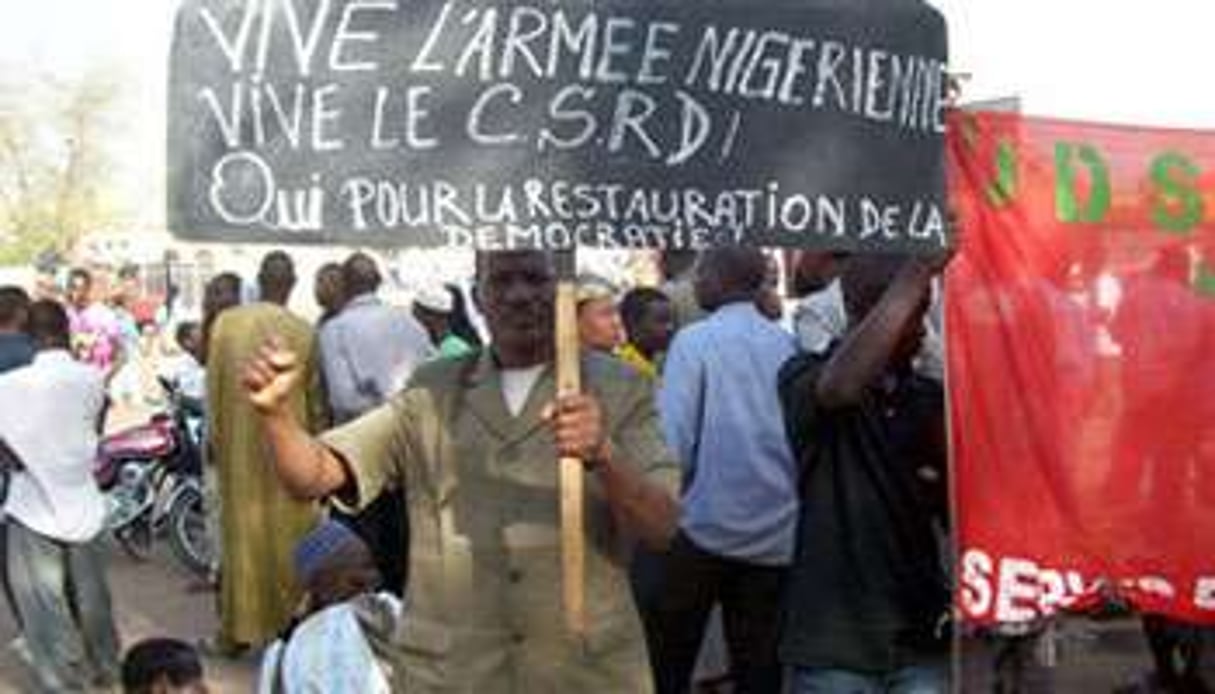 Des Nigériens manifestent leur soutien à la junte samedi 20 février © AFP