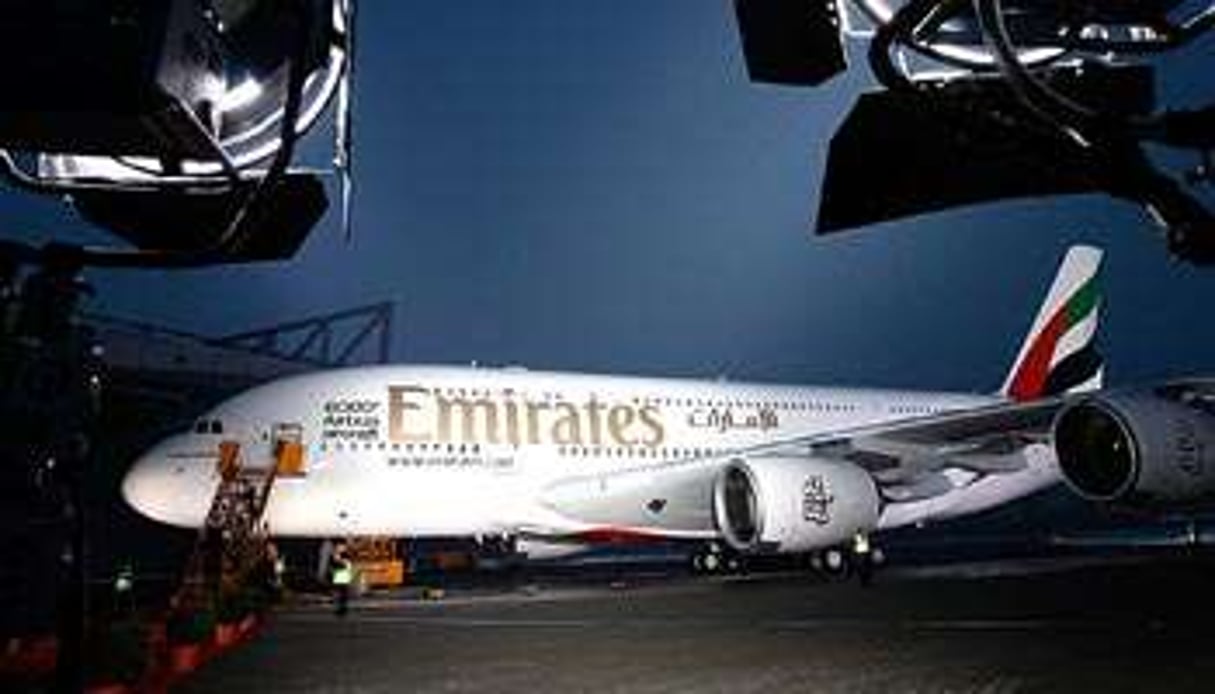 Avec huit Airbus A380, la compagnie Emirates fait le pari des super jumbos de plus de 500 passagers © Reuters