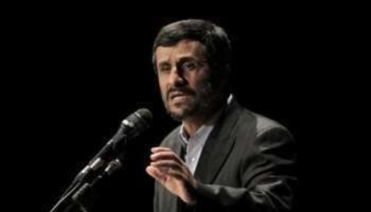 Le président iranien Mahmoud Ahmadinejad, le 9 avril 2010 à Téhéran. © AFP