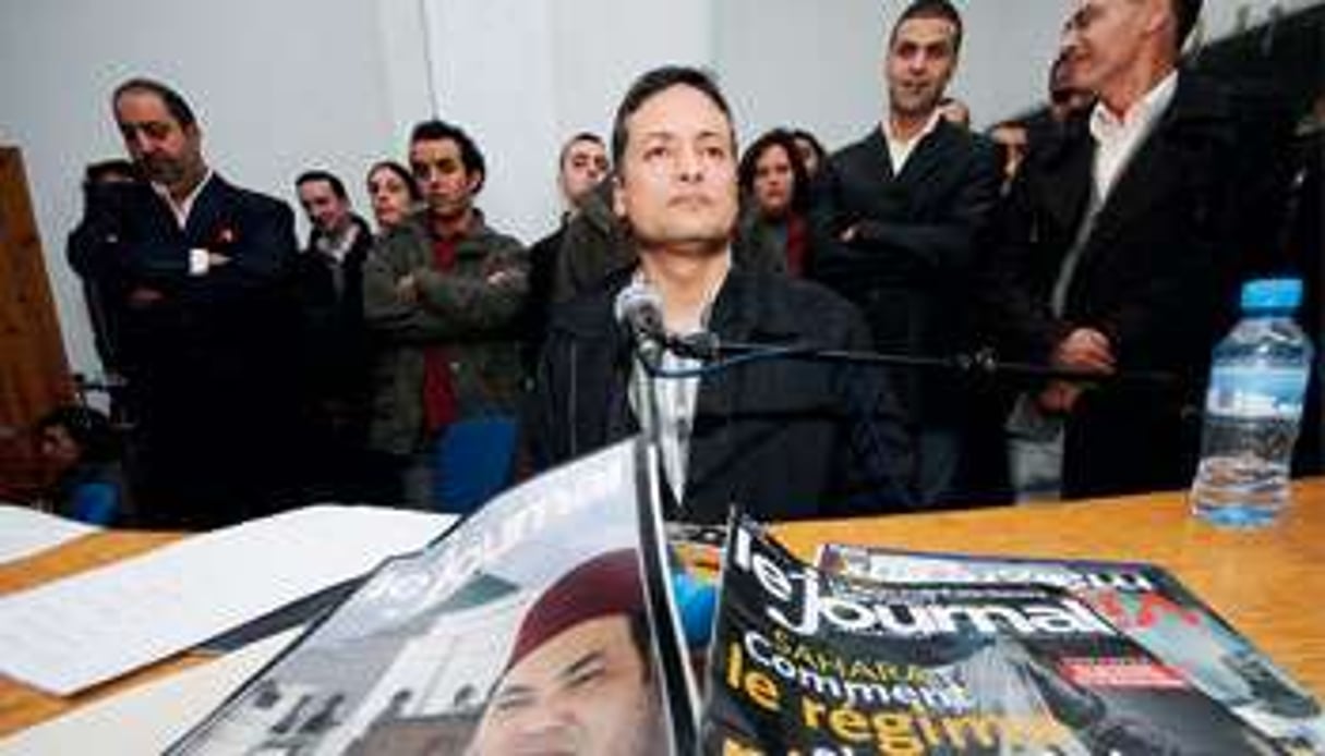 Aboubakr Jamaï annonçant sa démission du Journal, le 3 février, à Casablanca. © Karim Selmaoui / EPA / Corbis