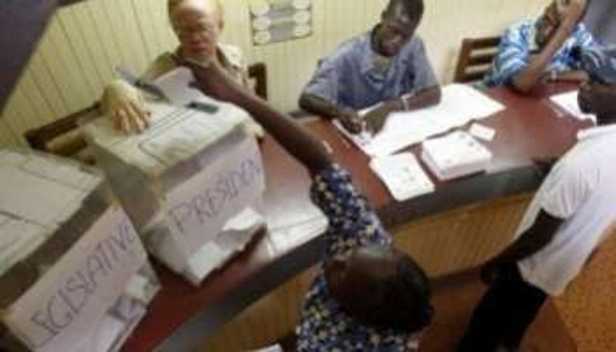 Élections présidentielle et législatives en Centrafrique, le 8 mai 2005. © AFP