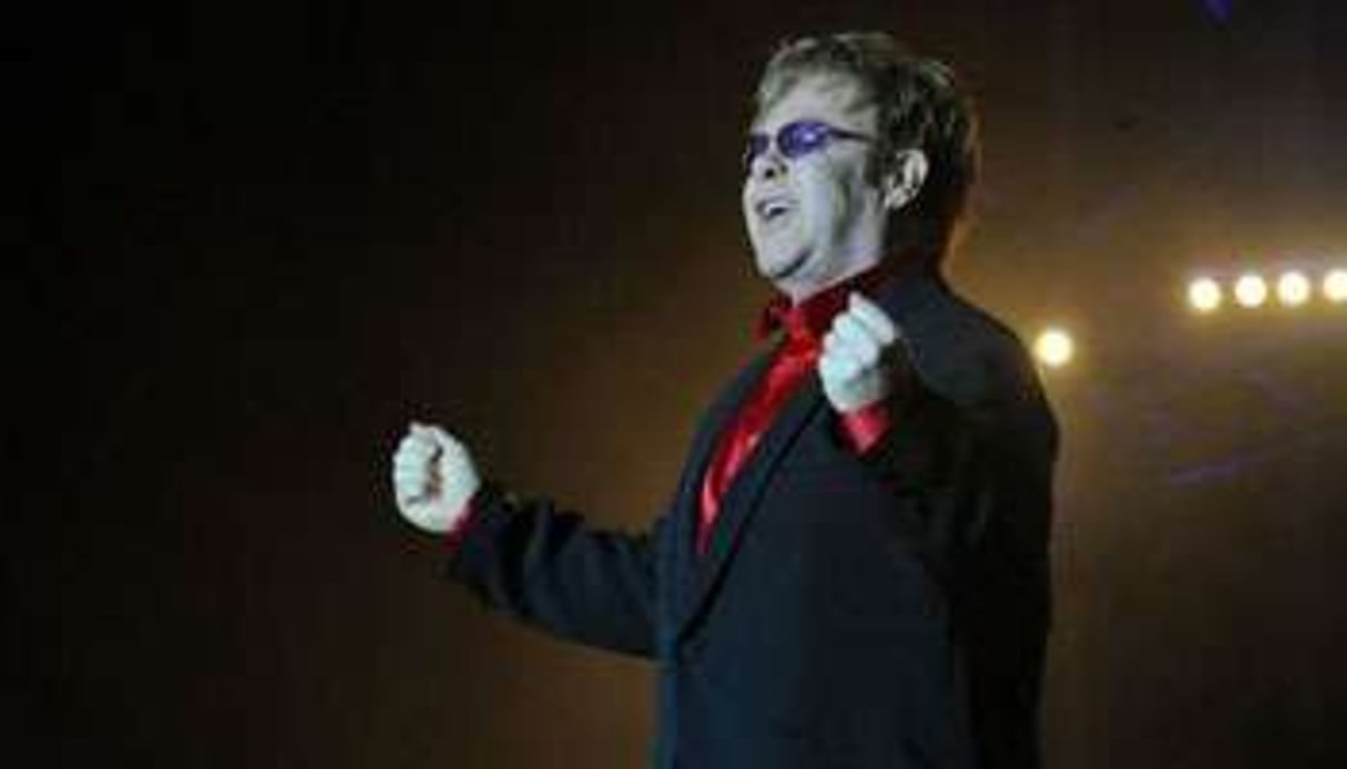 Le chanteur britannique Elton John, le 26 mai 2010, à Rabat. © AFP