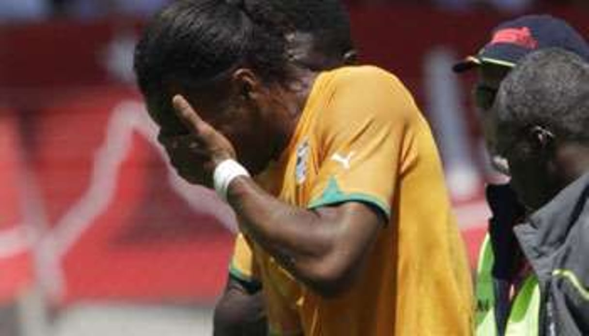 Drogba s’est blessé au bras lors d’un match de préparation contre le Japon. © Reuters
