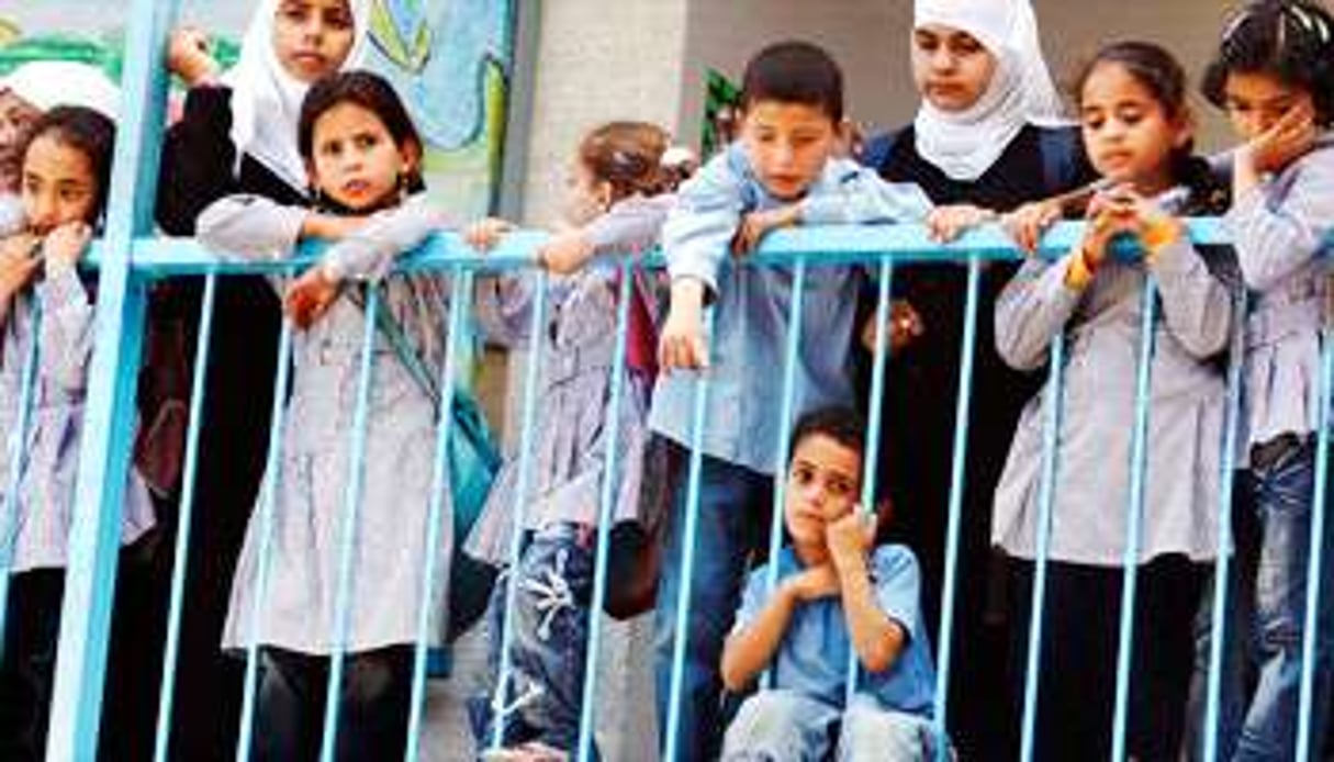 Des écoliers de Khan Younès, dans le sud de la bande de Gaza. © Braheem Abu Mustafa/Reuters