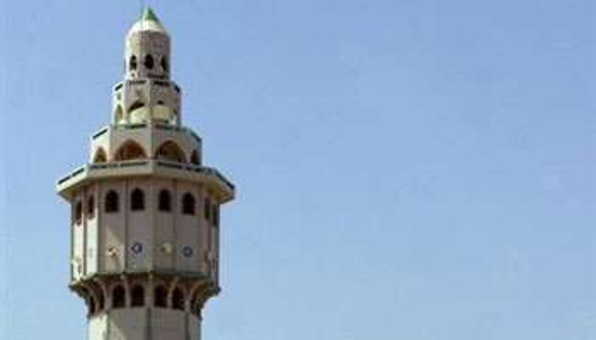 Le minaret de la Grande Mosquée de Touba, dans laquelle le calife général a été enterré. © AFP