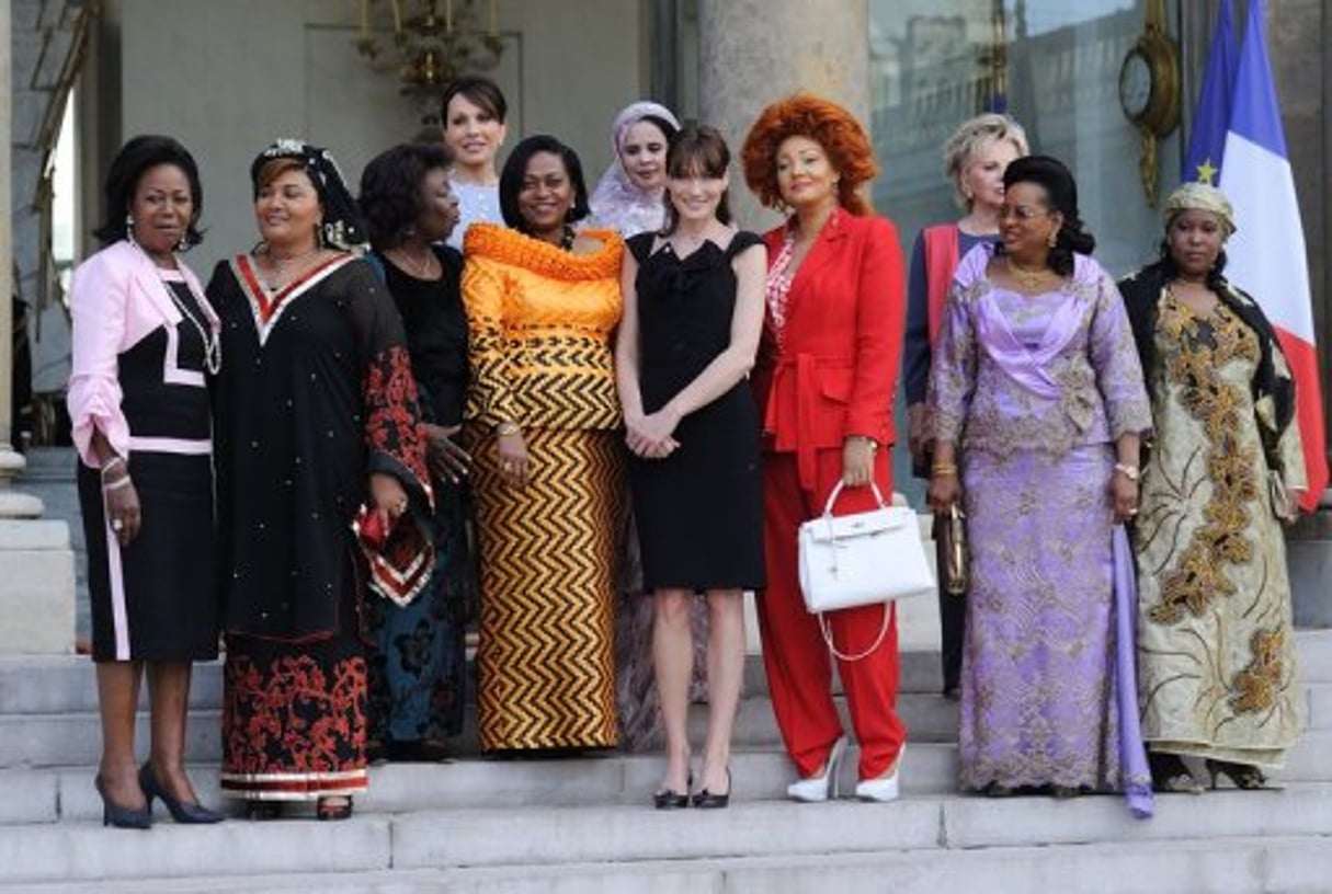 Réunion de Carla Bruni-Sarkozy avec les premières Dames africaines sur la santé © AFP