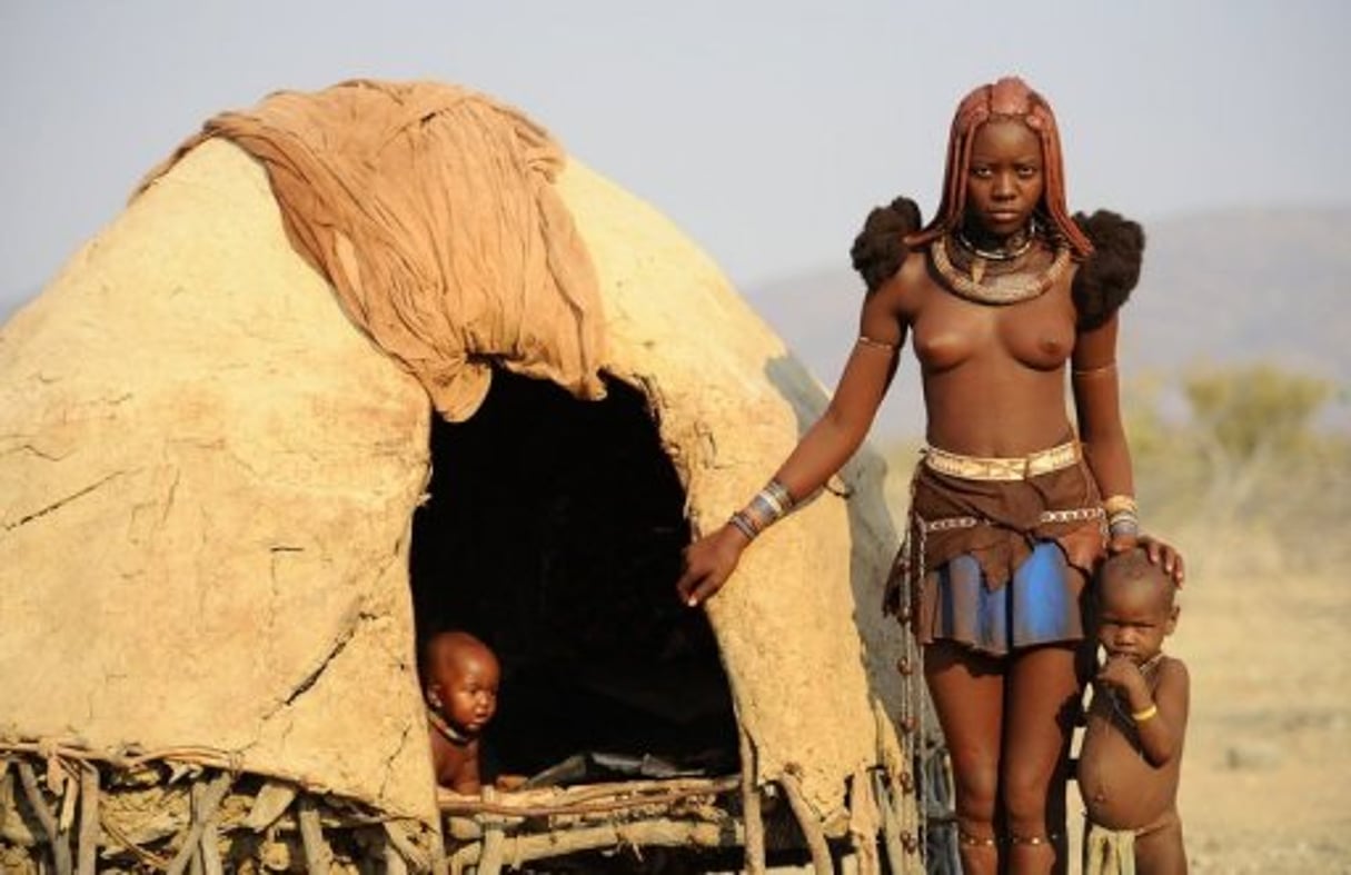 Adieu miel, ancêtres et traditions: un barrage menace les Himbas de Namibie © AFP
