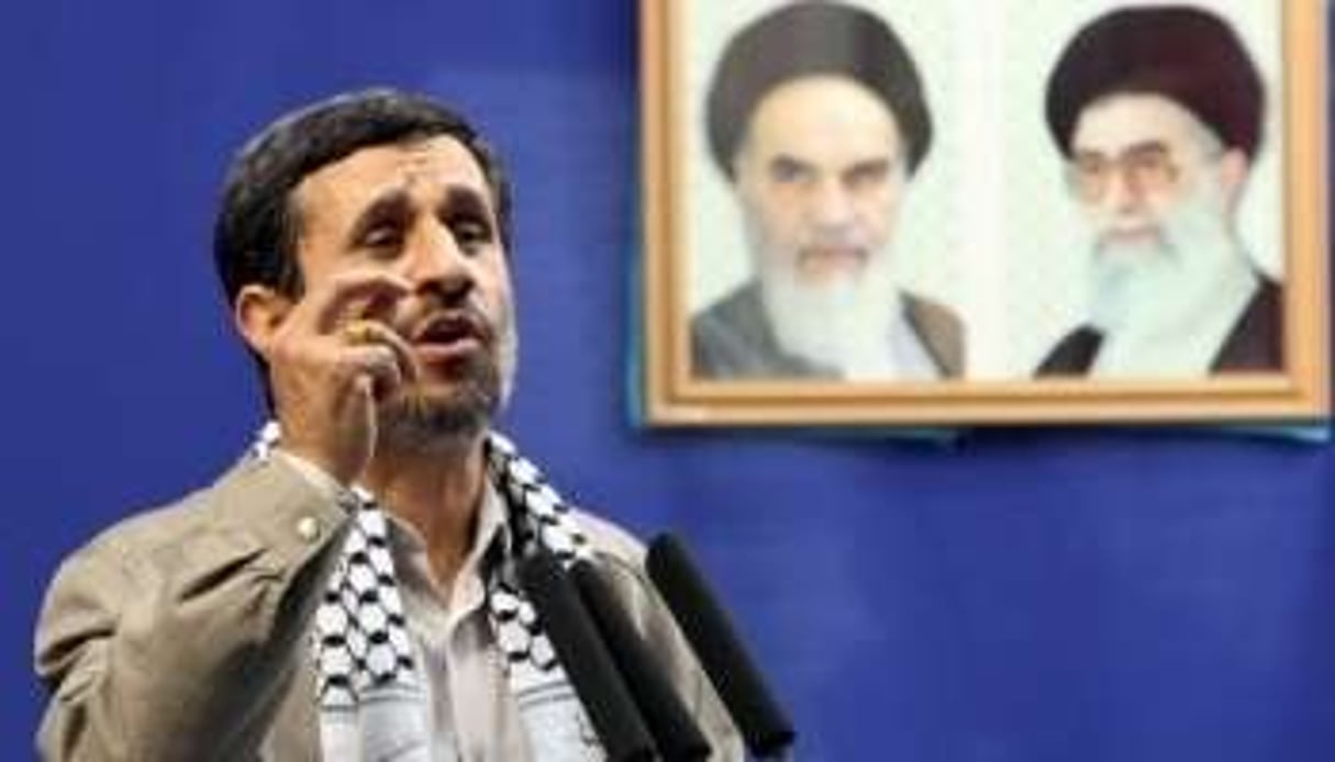 Le président Iranien Mahmoud Ahmadinejad prononce un discours à Téhéran le 3 septembre 2010. © AFP