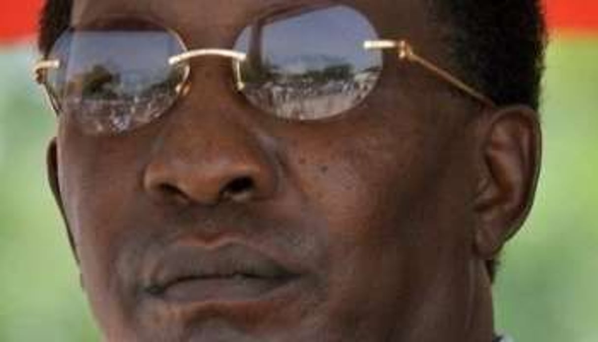 Le président sortant Idriss Déby devrait affronter les urnes en mai 2011. © AFP