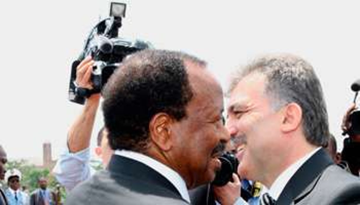 Abdullah Gül rend visite à Paul Biya, à Yaoundé le 16 mars. © D.R.