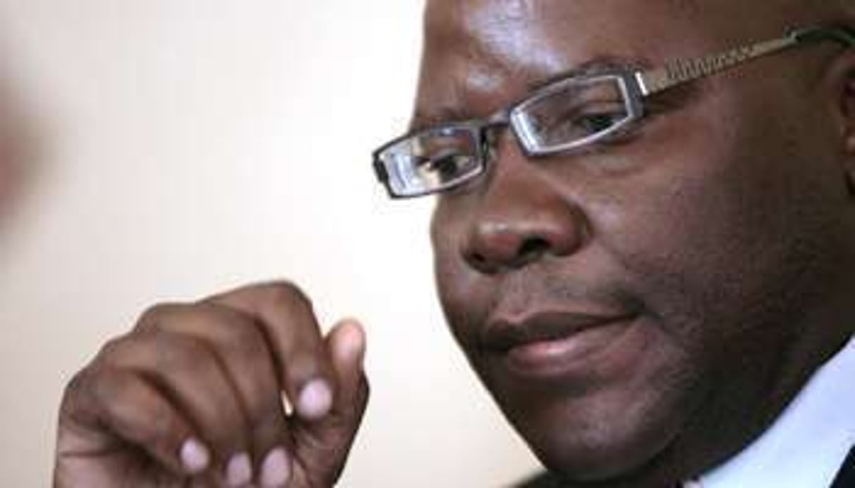 Tendai Biti, ministre des Finances du Zimbabwe © Reuters