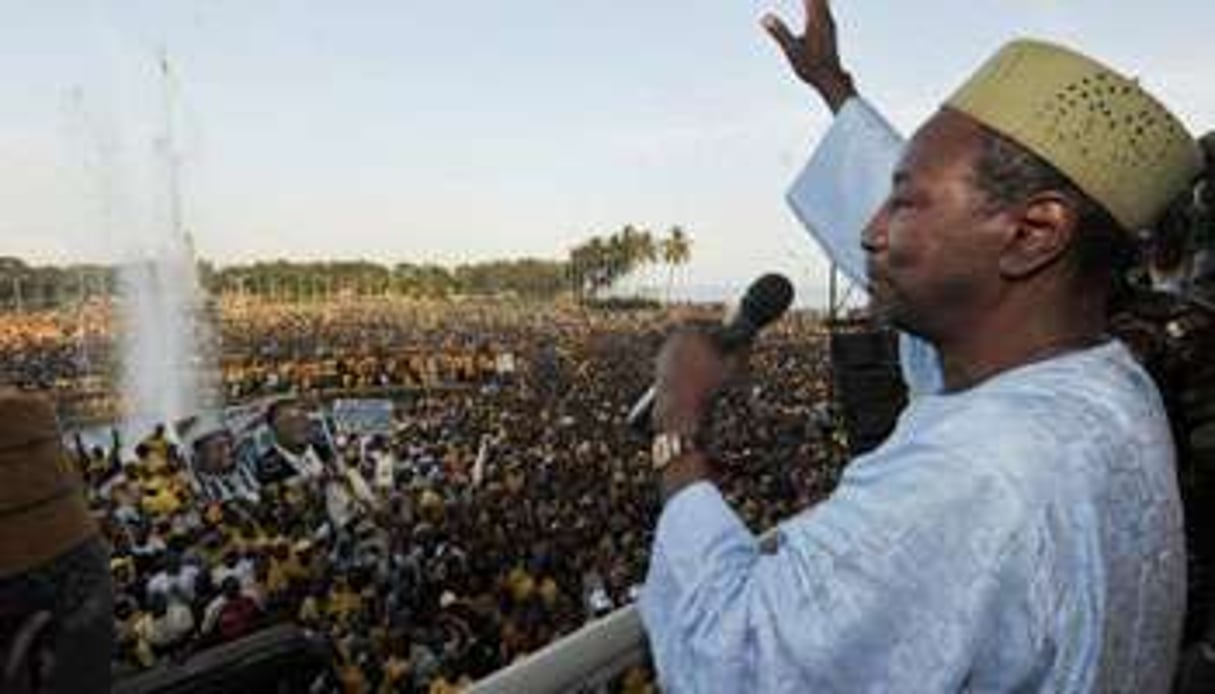 Le candidat à la présidentielle Alpha Condé, le 22 octobre 2010 à Conakry. © AFP