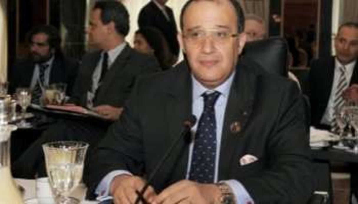 Le ministre des Affaires étrangères marocain Taieb Fassi Fihri, à Tunis, le 16 avril 2010. © AFP
