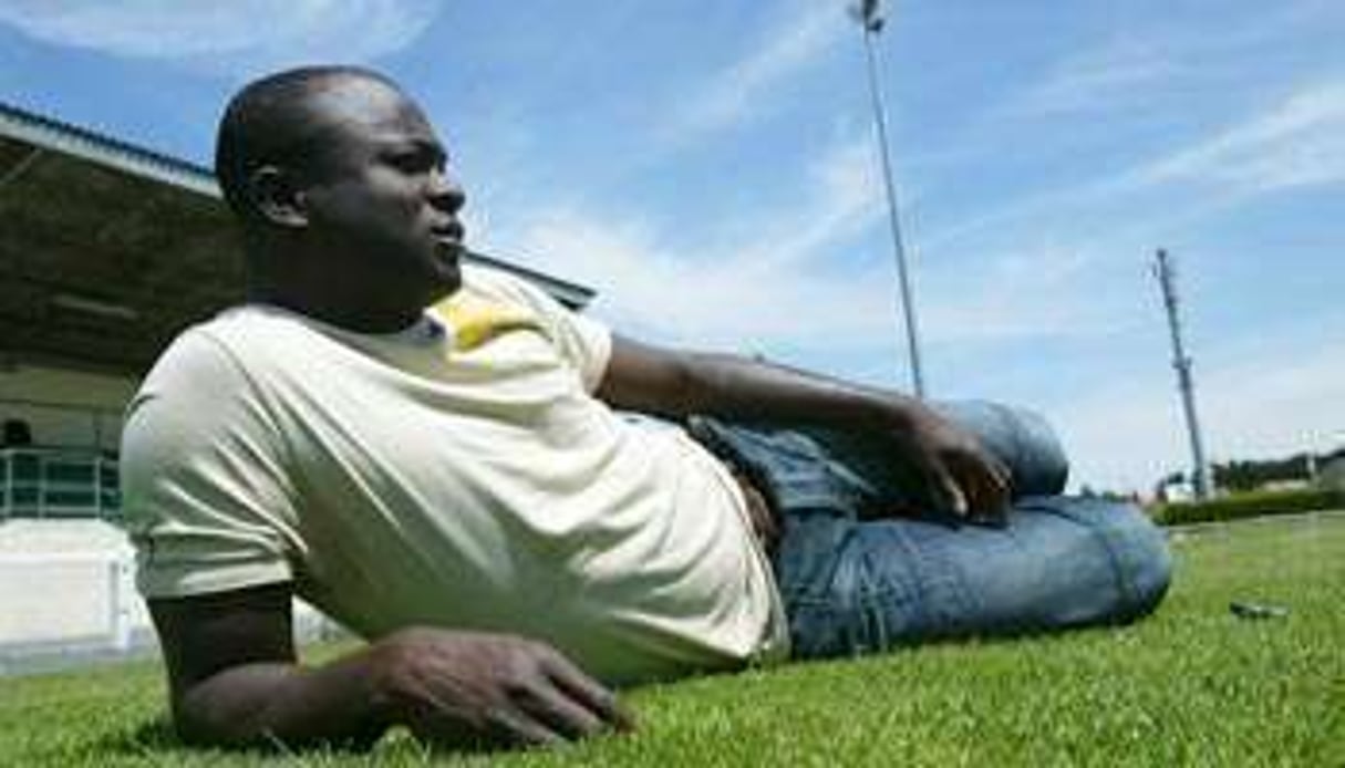 Jean-Paul Abalo vote pour le Ghana comme meilleure équipe africaine en 2010. © Cyril Villemain pour J.A.