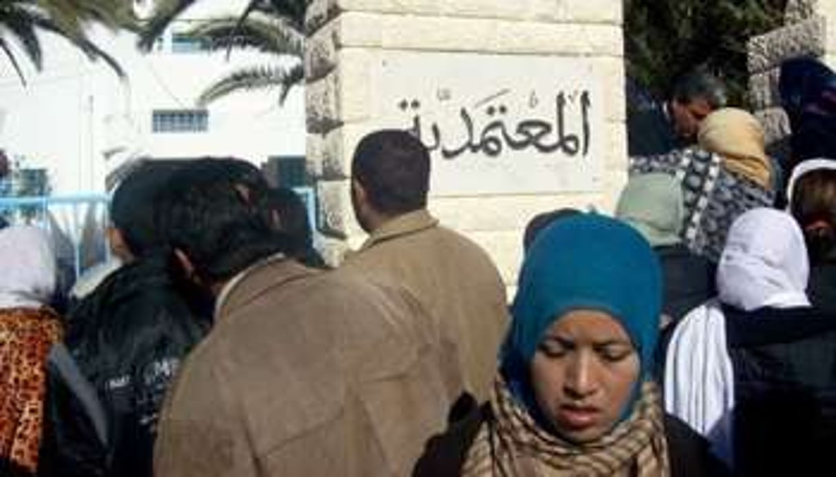 Manifestation à Sidi Bouzid (Tunisie), le 26 décembre. © AFP