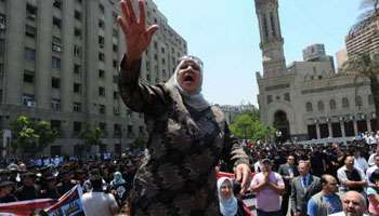 Le suicide par le feu est en voie de devenir un moyen de contestation politique au Maghreb. © AFP