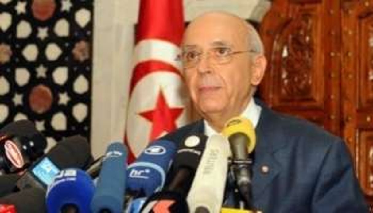 Mohamed Ghannouchi doit engager la Tunisie vers une transition démocratique. © Fethi Belaid / AFP
