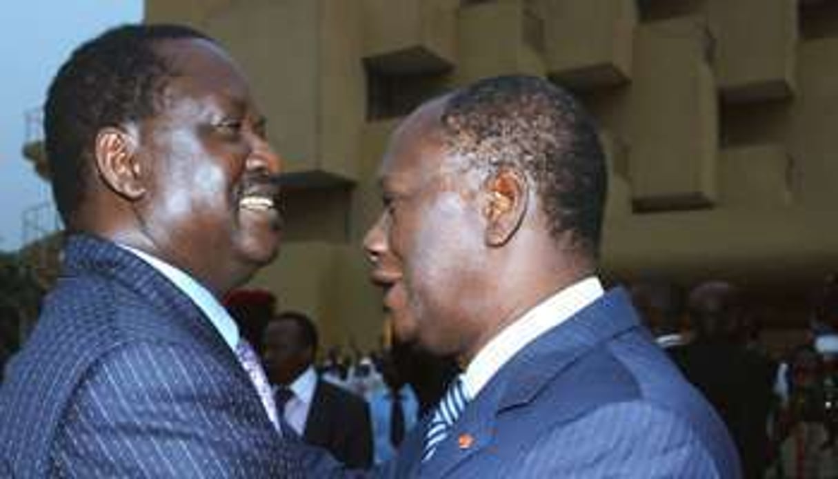 Raila Odinga et Alassane Ouattara à Abidjan, le 3 janvier. © Reuters