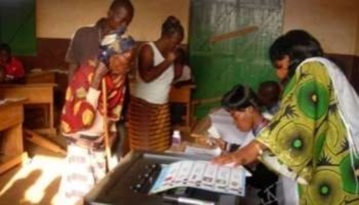 Des votants à Bangui, le 23 janvier. © AFP