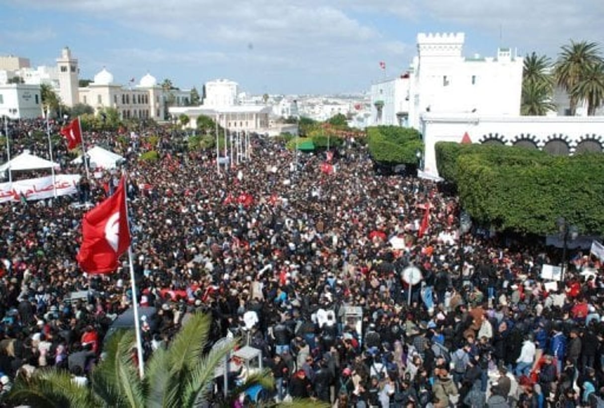 Nouvelle manifestation dispersée à Tunis, l’exode de Libye s’amplifie © AFP