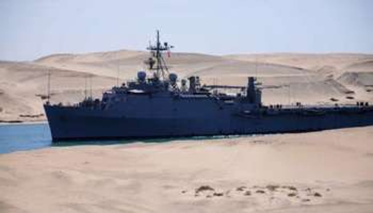 Un navire de guerre américain en route pour la Libye, le 2 mars. © AFP