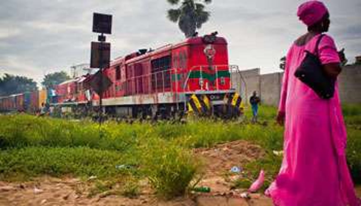 Un seul train assure désormais la navette entre Pointe-Noire et Brazzaville. © Antonin Borgeaud pour J.A.