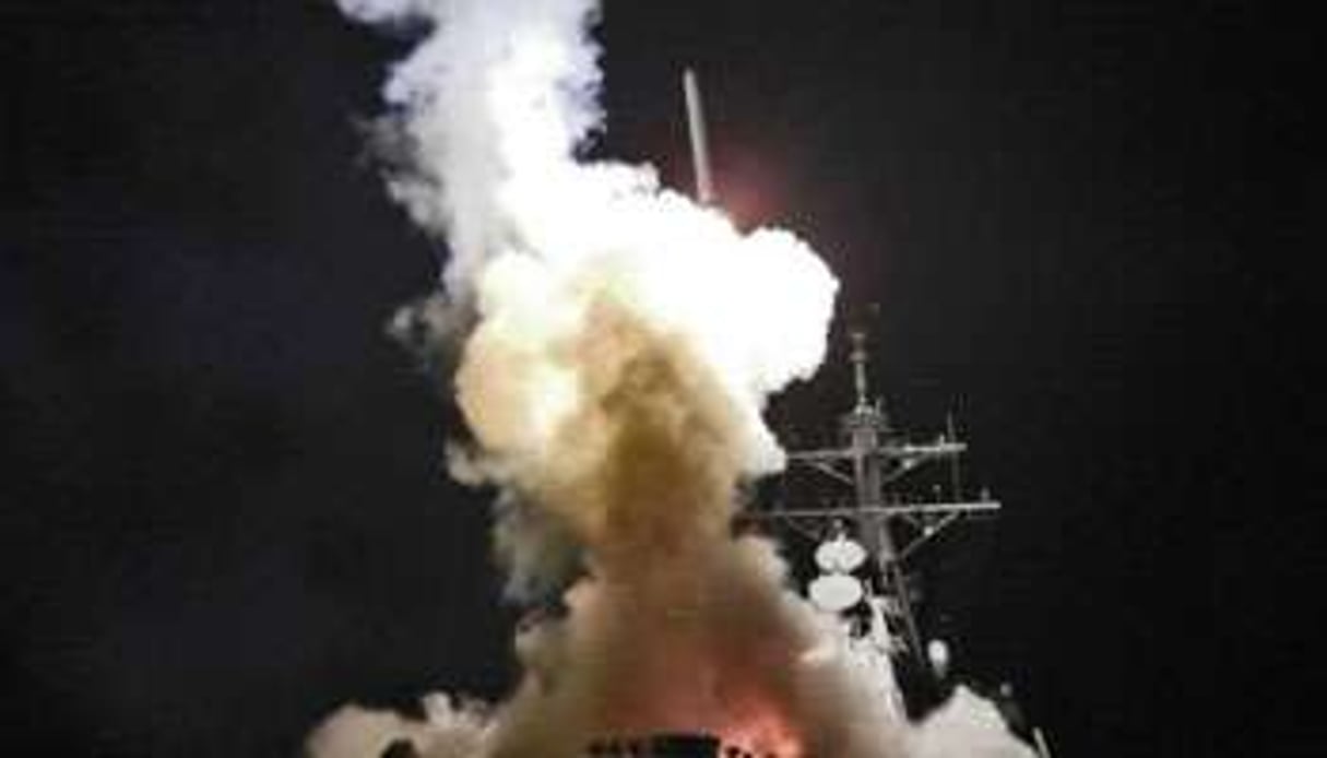 Tir de missile depuis le navire américain USS Barry. © Armée américaine/AFP